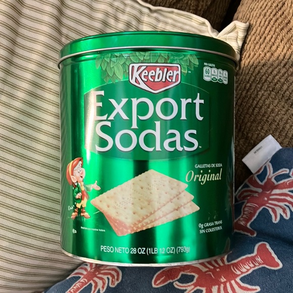 Keebler cracker tin - Picture 1 of 5